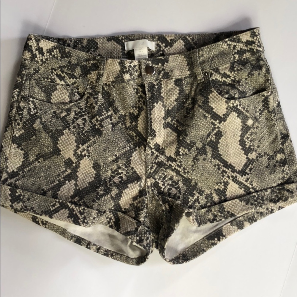 Women’s shorts